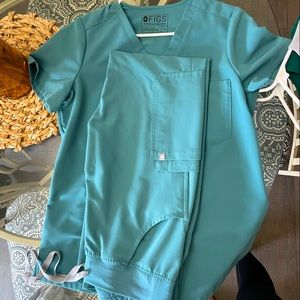 Figs Scrubs Set